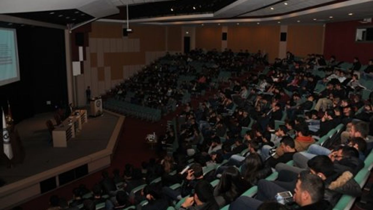 ADÜ’de “Bilim ve Medeniyetimiz” Konulu Söyleşi Düzenledi