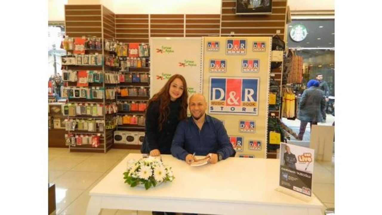 Kahraman Tazeoğlu, Forum Aydın’da gönülleri fethetti!