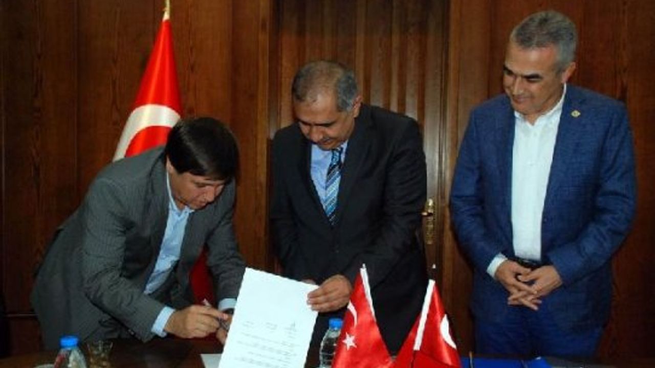 Kaltun, Diyaliz Merkezi için protokol imzaladı