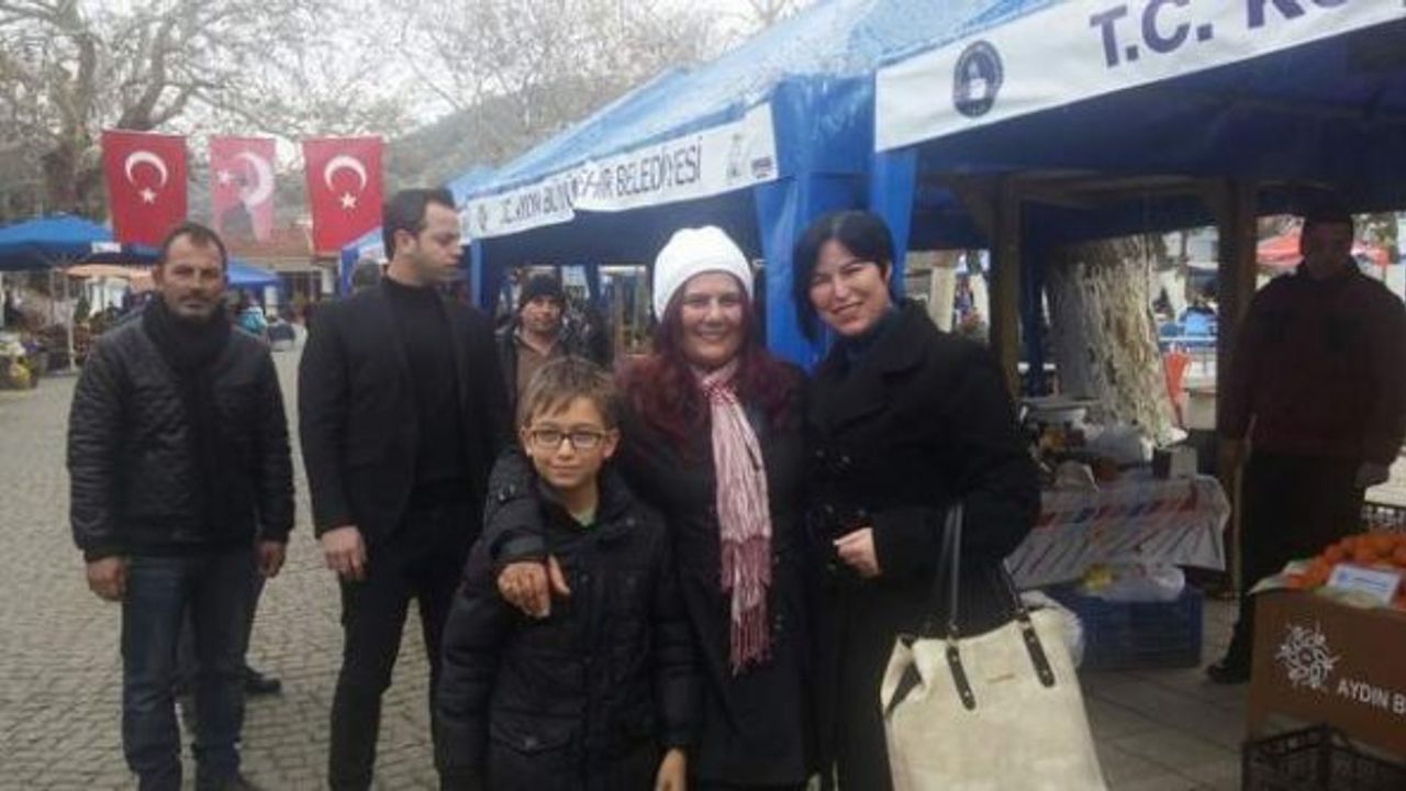 Başkan Çerçioğlu yeni yılın ilk gününde Çakırbeyli Pazarını ziyaret etti