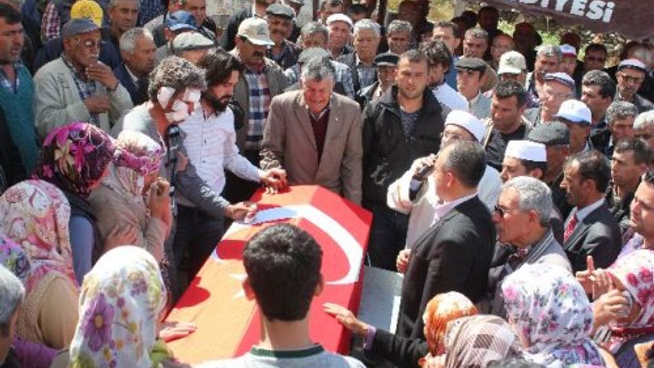 Er Halil Adıgüzel Gözyaşlarıyla Son Yolculuğuna Uğurlandı