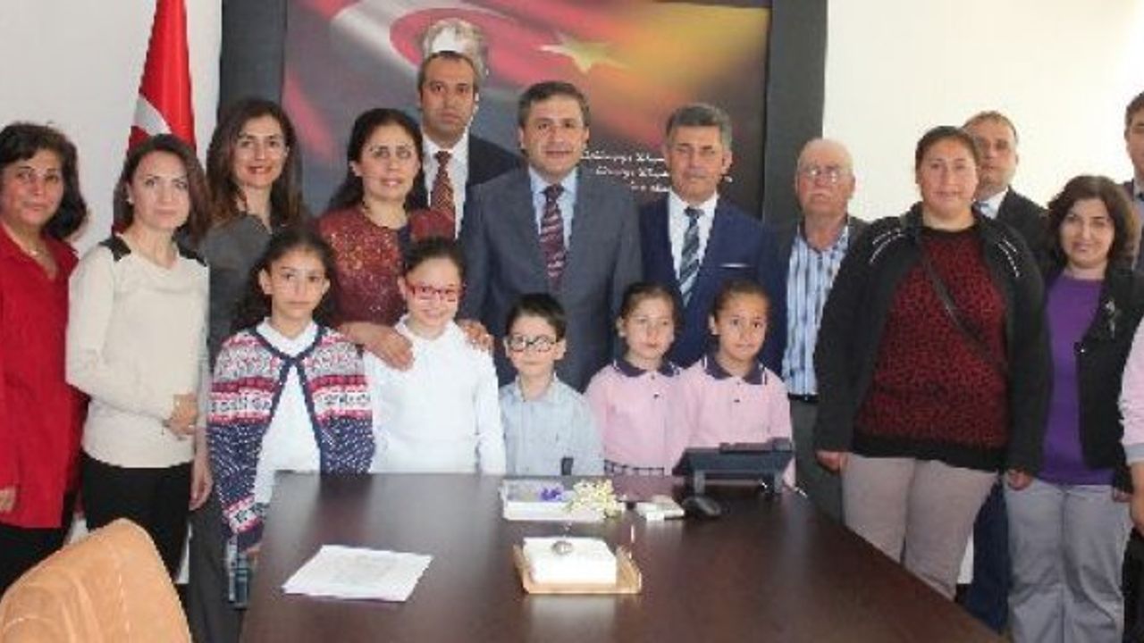 Kütüphane Haftasında En Çok Kitap Okuyanlar Ödüllendirildi