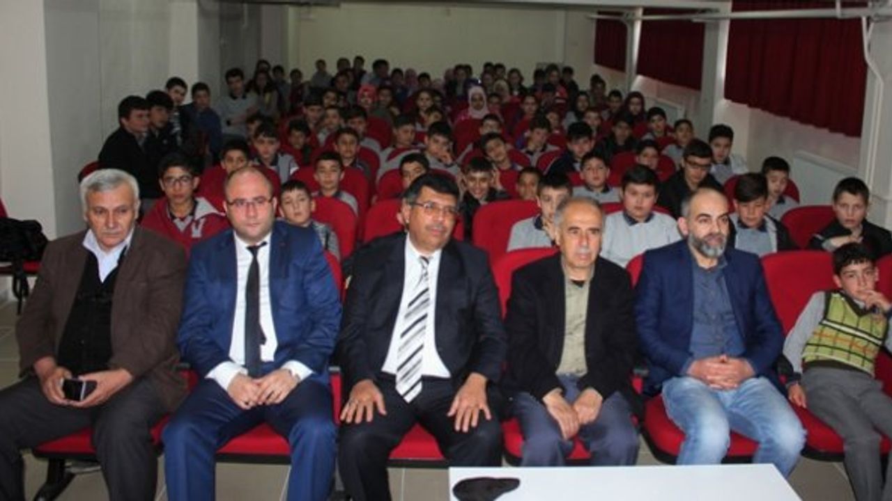 İmam Hatip Ortaokulu’nda ‘Adım Adım Başarı Öyküleri’