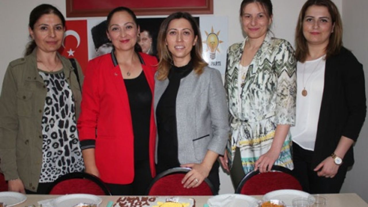 AK Parti Kadınlar, “Gücümüzü Birlik ve Beraberlikten Alıyoruz”