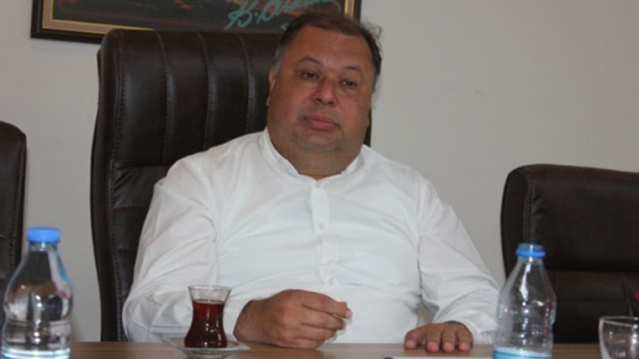 AK Partili Meclis Üyeleri, Başkana Yüklendi