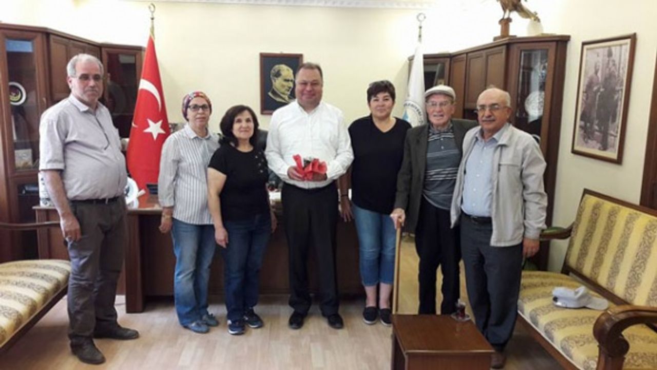 CHP'li Kadınlar Eczacılar Günü'nü Kutladı