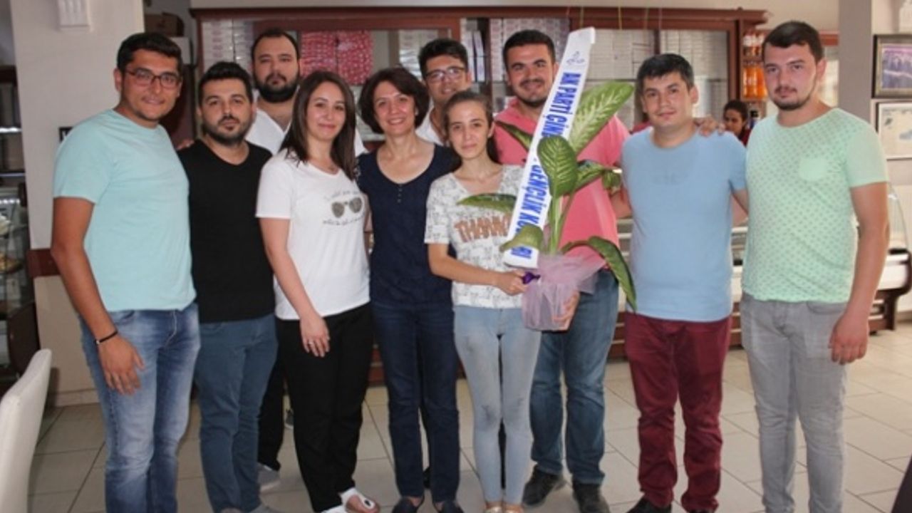 AK Parti Gençlik Kolları Bayramımızı Kutladı