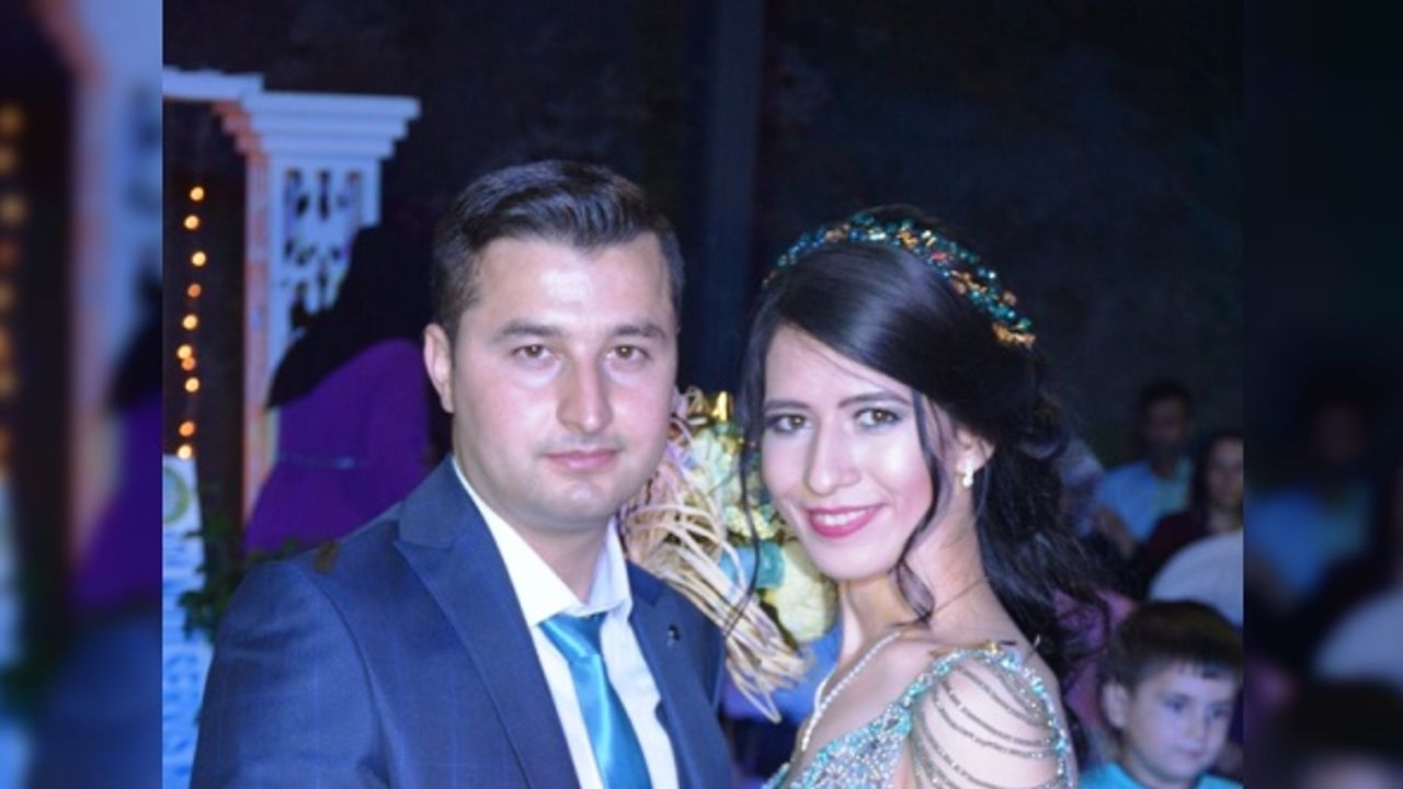 Aykut ve Sibel Evlilik Yolunda İlk Adımı Attı
