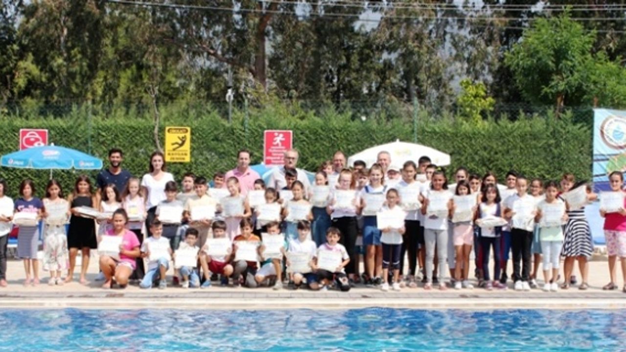 Çine Belediyesi‘nden Kurs Öğrencilerine Başarı Belgesi