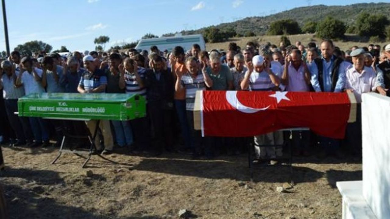 Dede ile Torun Toprağa Verildi