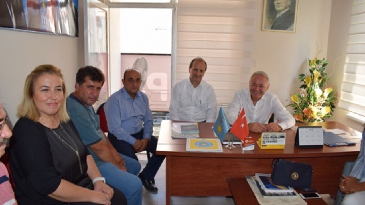 İYİ Parti Vekil Sezgin, Çine Teşkilatını Ziyaret Etti