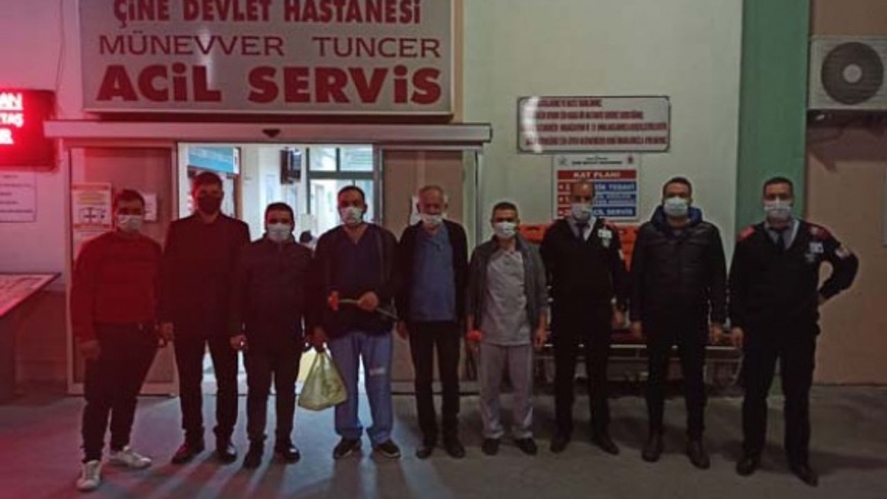 AK Gençler sağlık çalışanlarını ziyaret etti