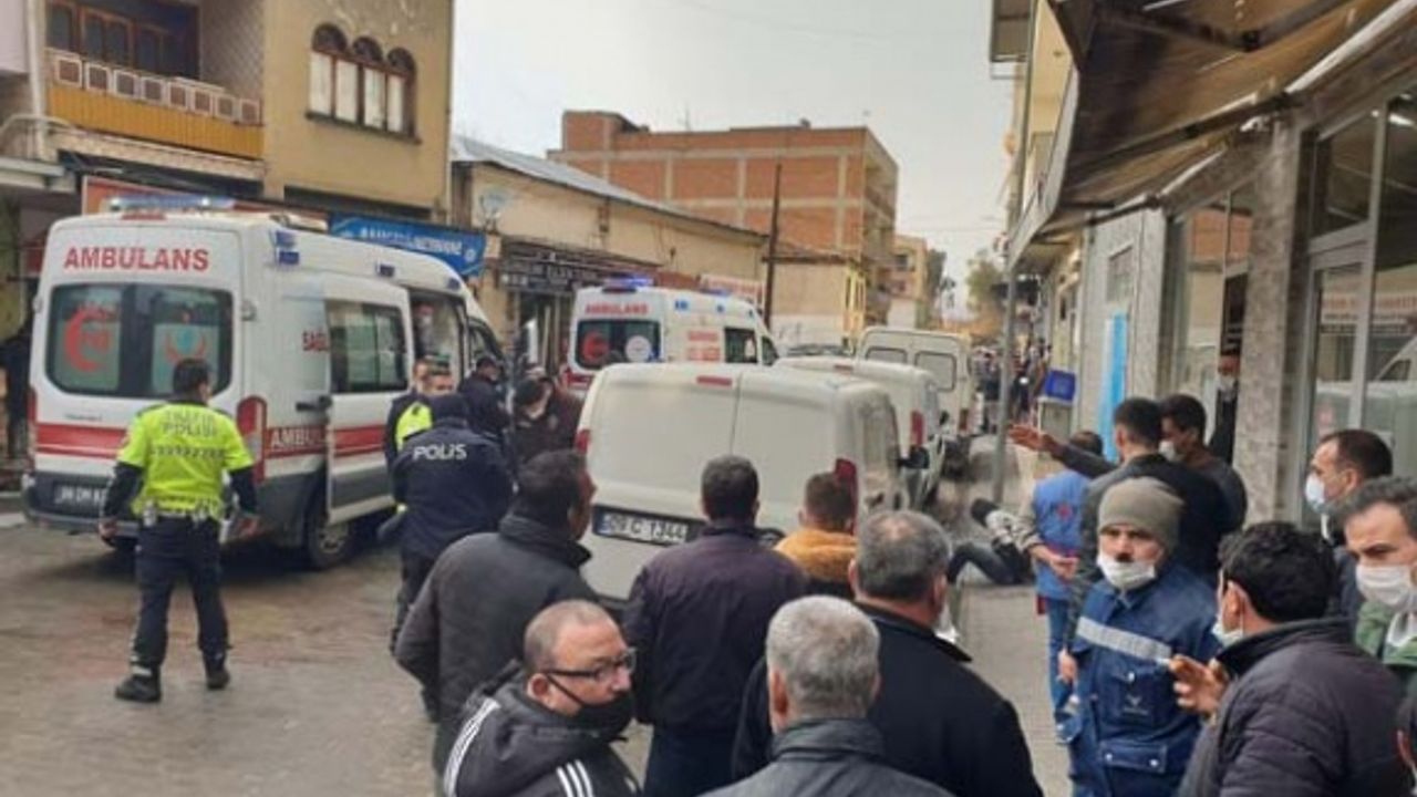 Alkollü mekandaki sözlü kavga silahlı saldırıya döndü: 5 yaralı