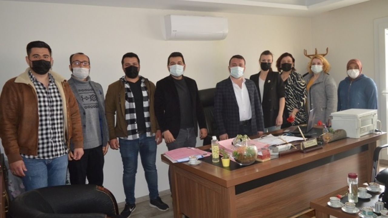 AK Parti Çine Teşkilatı, avukatları ziyaret etti