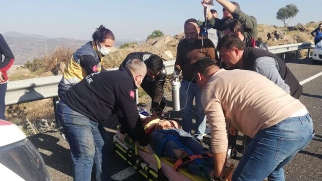 Çine’deki kazada motosikletli genç ağır yaralandı