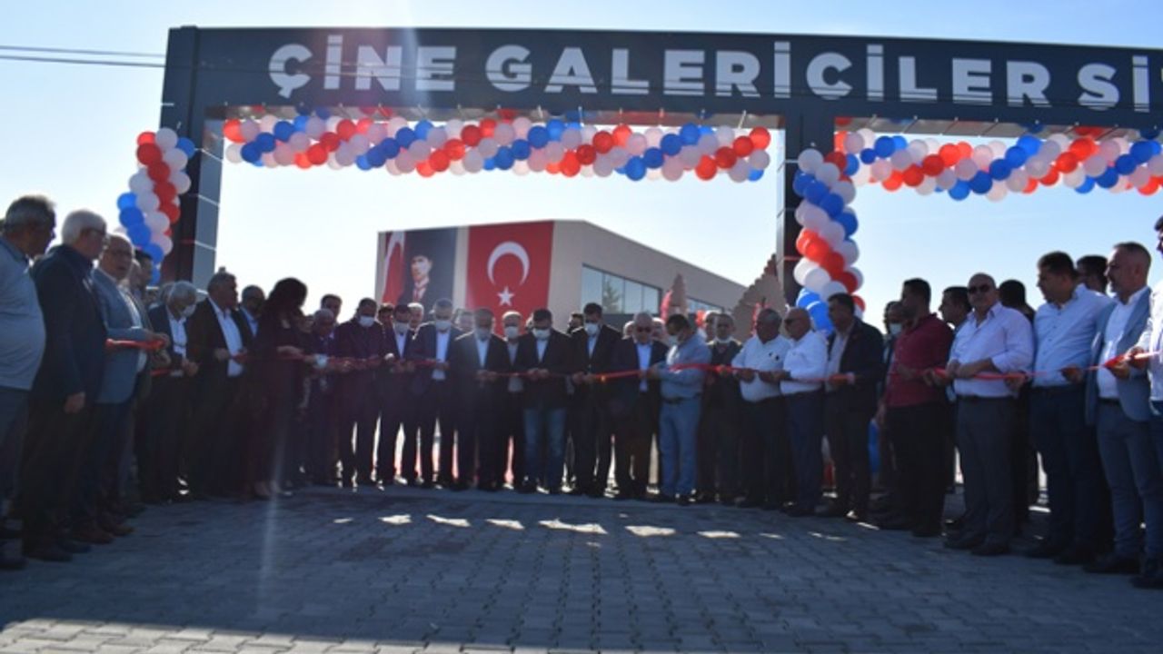 Oto Galericiler Sitesi açılışı yoğun katılımla gerçekleşti
