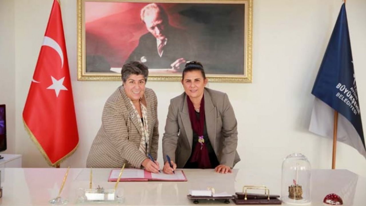 Aydın Büyükşehir Belediyesi Şiddetin Her Türlüsüne Karşı