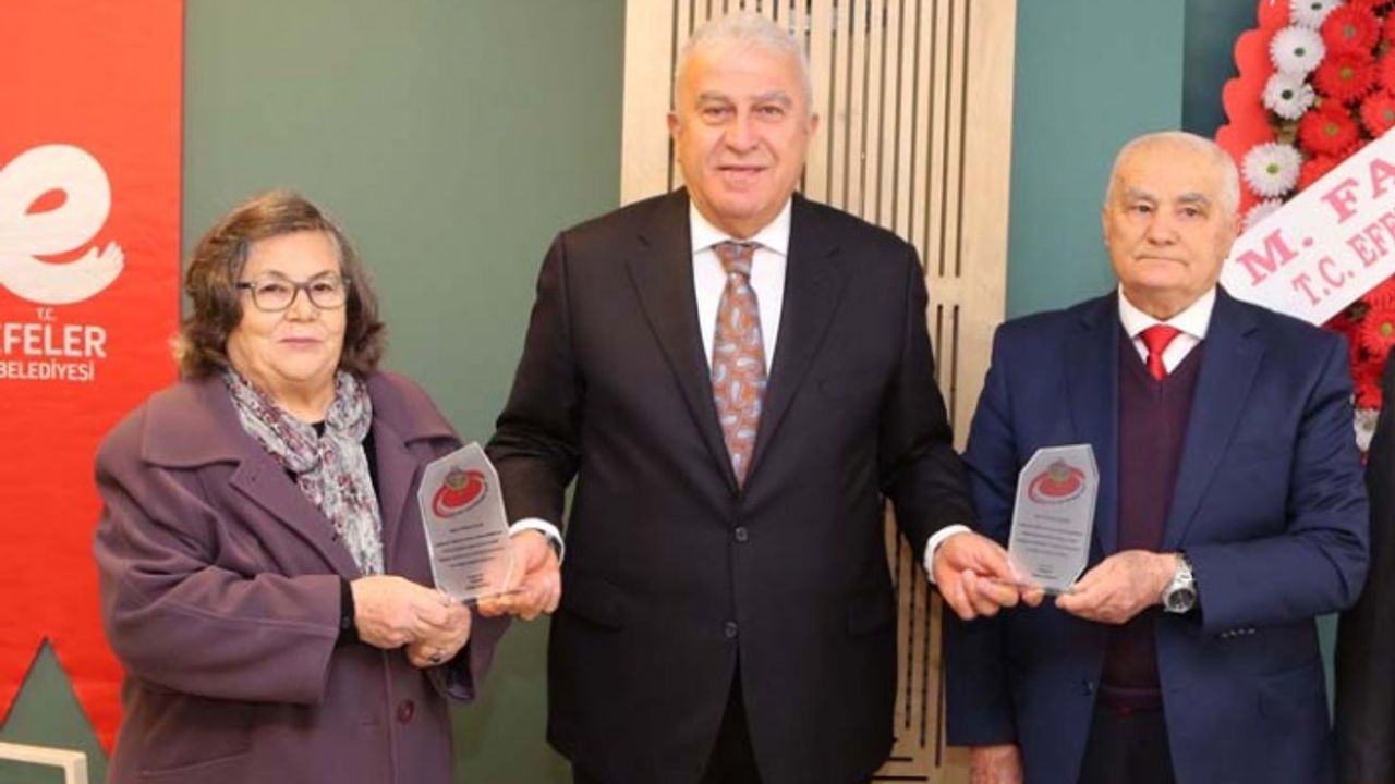 Başkan Atay Cumhuriyetin Eğitim Neferlerini Kutladı