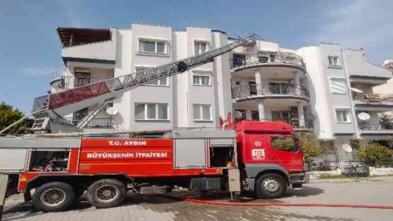 Çatı katında çıkan yangın korkuttu