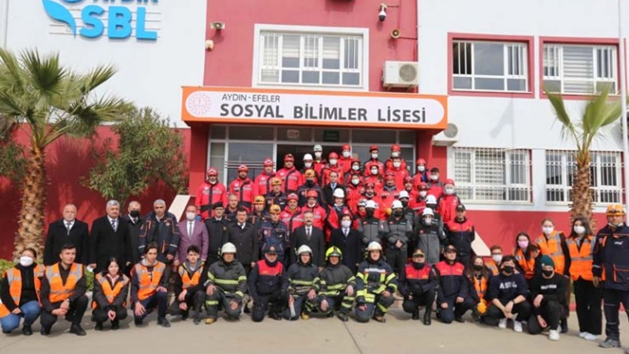 EFAK Deprem Haftası Etkinliklerinde Görev Aldı