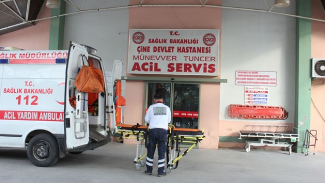 Akçaova’da bıçakla yaralı kişi hastaneye kaldırıldı