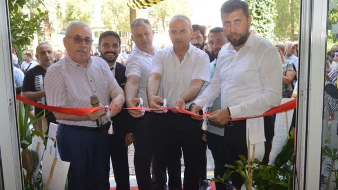 Çine’de Furkan Sezer Gayrimenkul Ofisi Açıldı