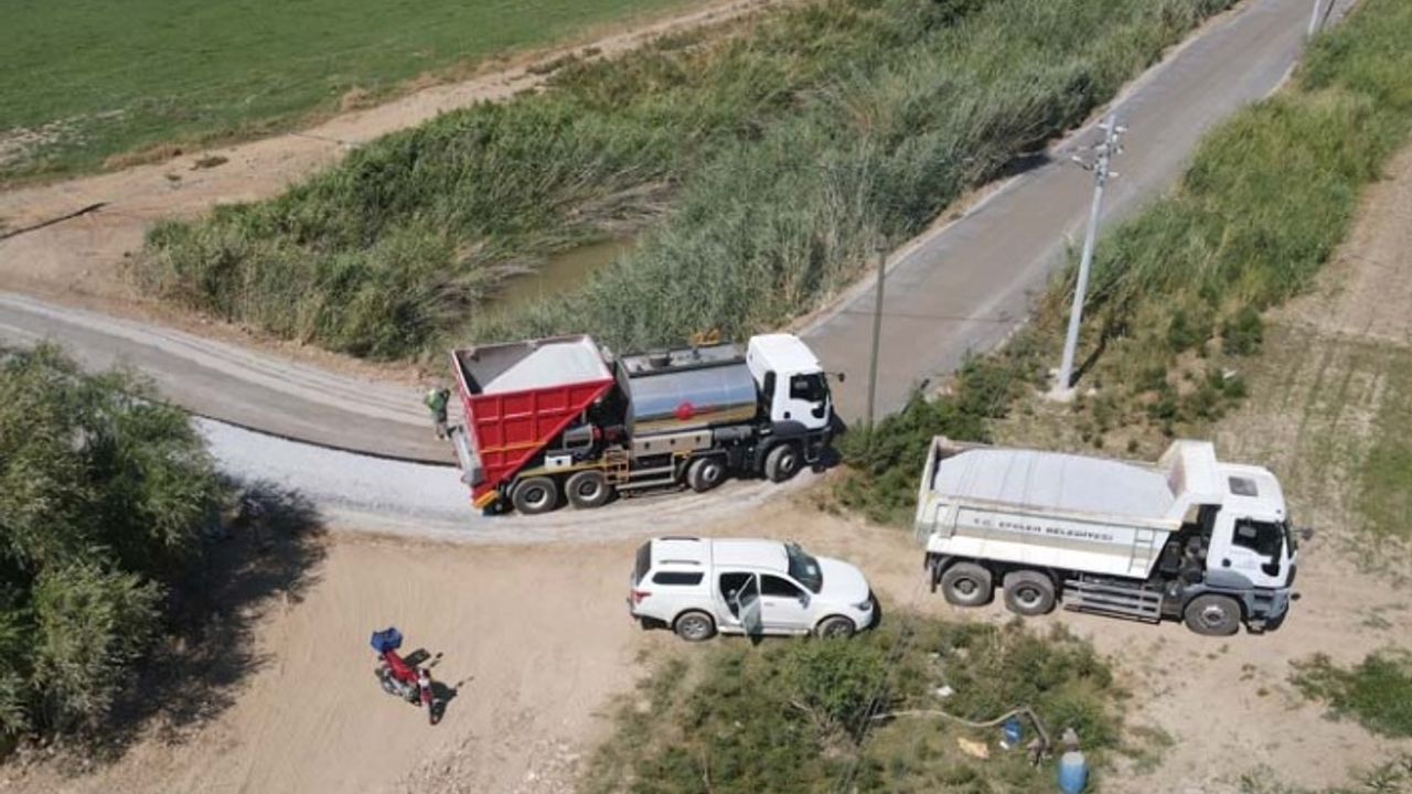 Efeler’de Ulaşım Rahatlıyor, Köy Yolları Dahi Asfaltlanıyor