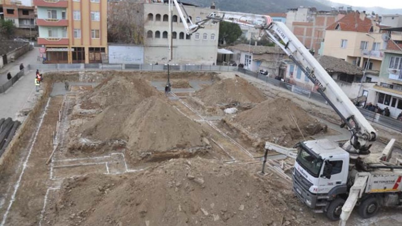 Eski Balıkçı Ve Peynirci Hali’nde Çalışmalar Başladı