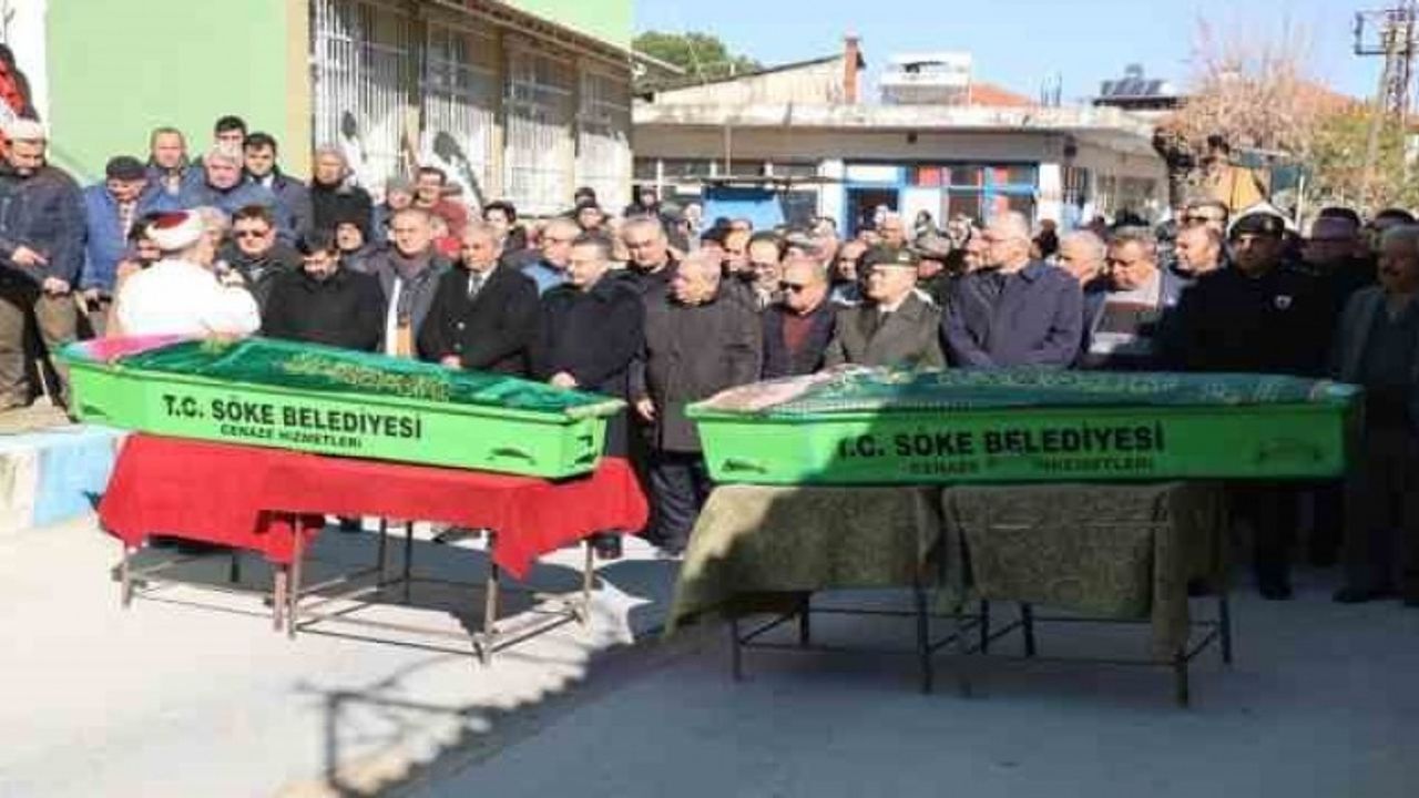 Depremde hayatını kaybeden anne ve kızı toprağa verildi