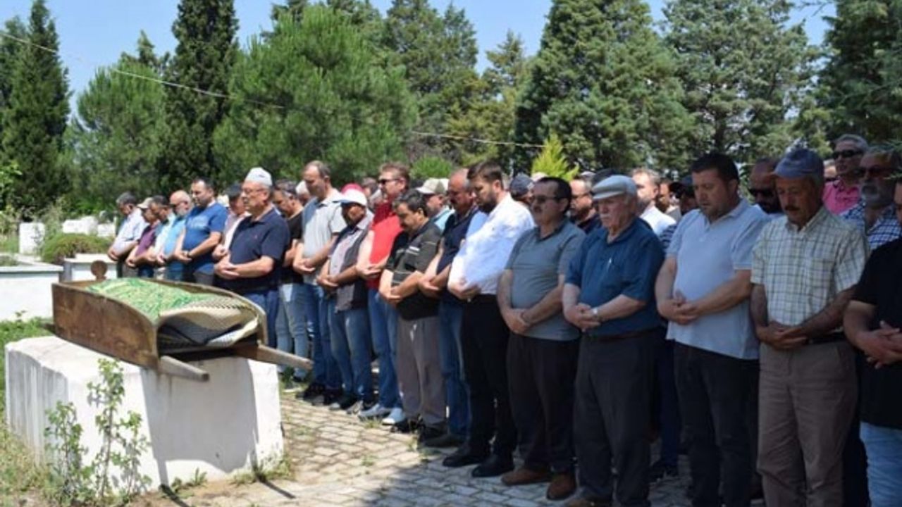 Salim Güney’i sevenleri son yolculuğuna uğurladı