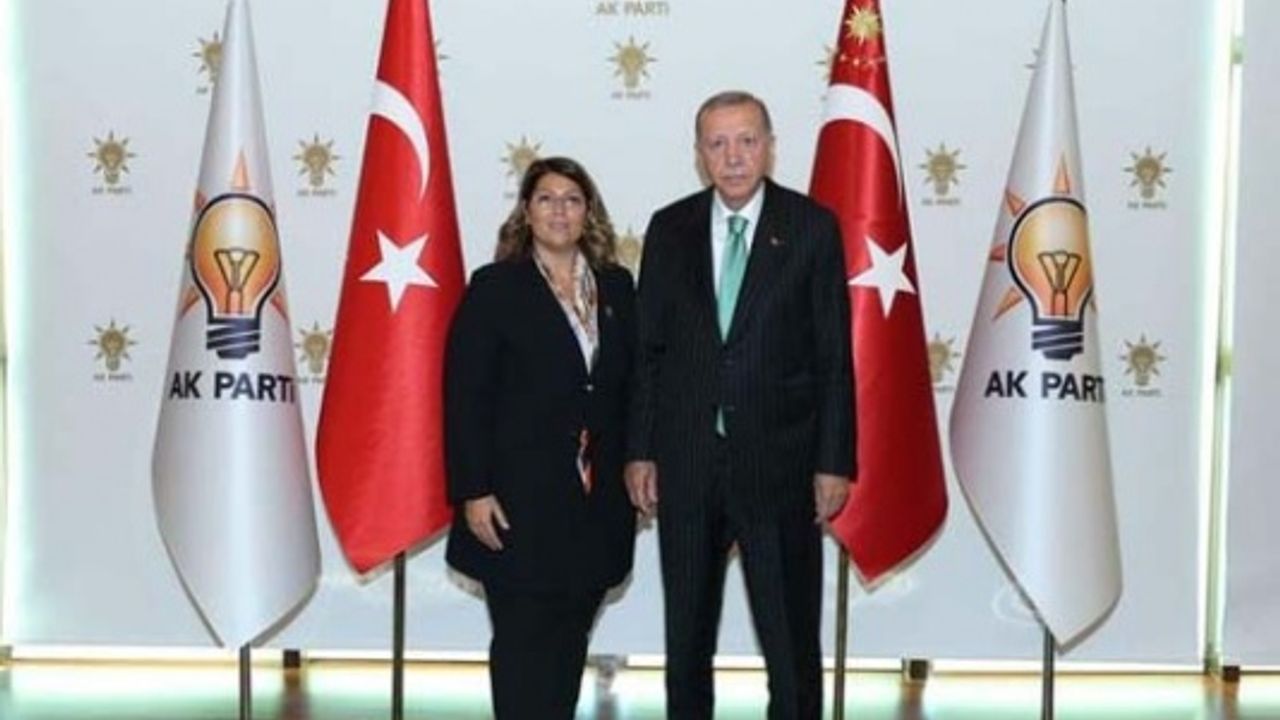 AK Parti Aydın İl Kadın Kolları’nın yeni başkanı Kayır oldu