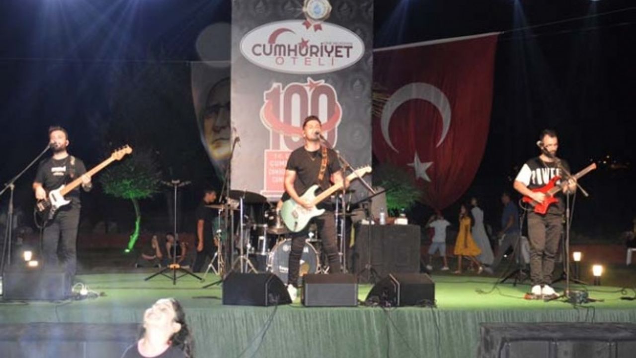 Cumhuriyet’in Yüzüncü Yılı Cumhuriyet Konserleri Başladı
