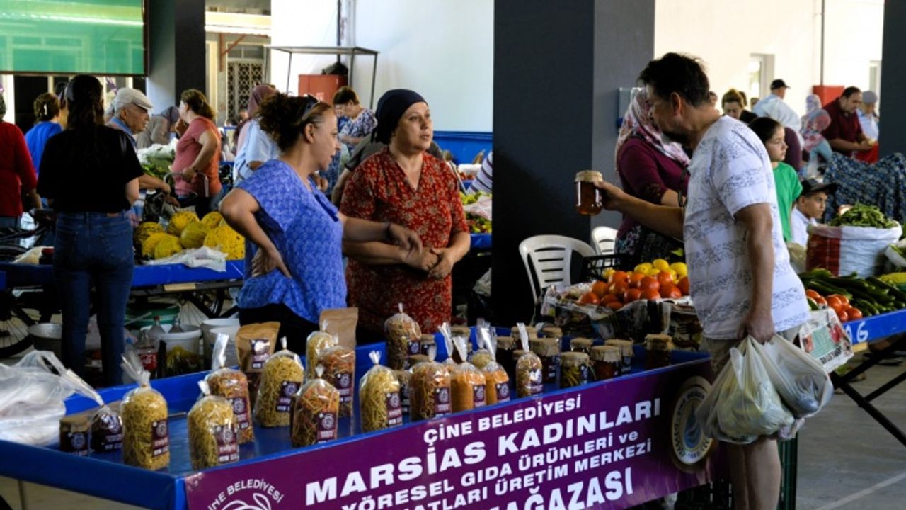 Marsias Ürünlerinin Satışı Eski Peynir Hali’nde de başladı