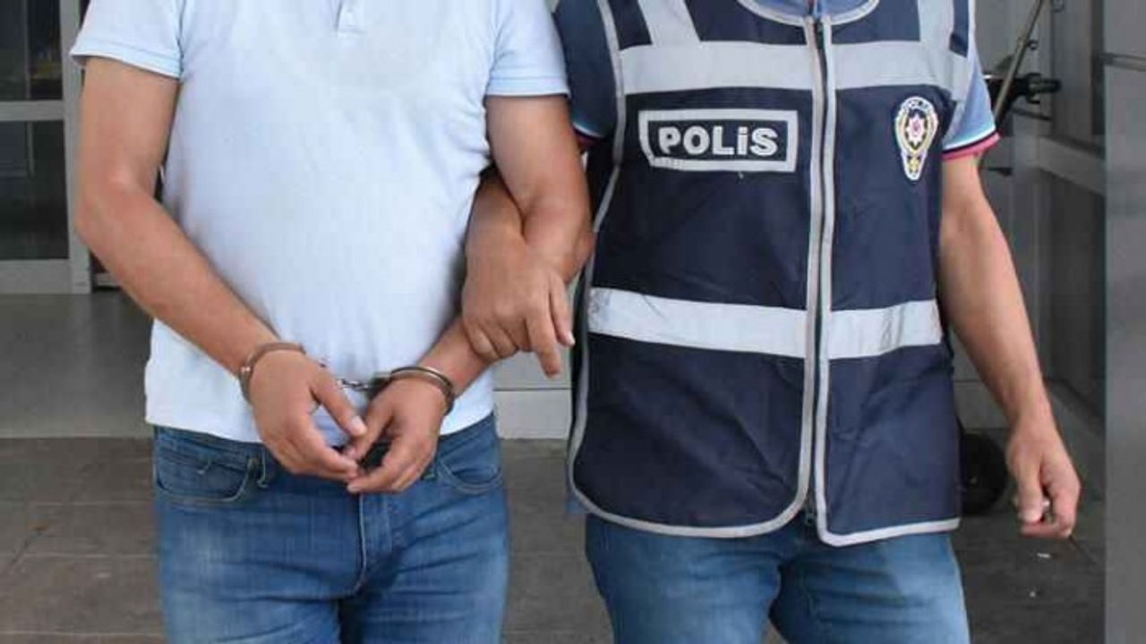107 yıl hapis cezası ile aranıyordu, yakalandı