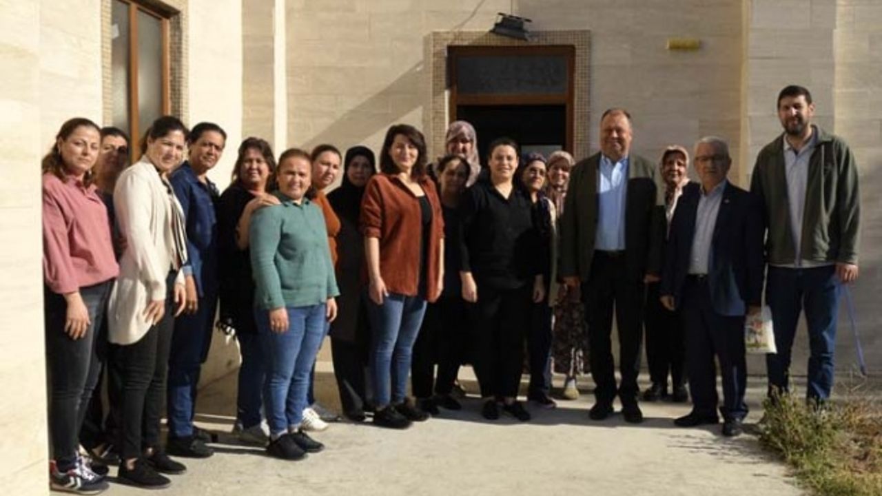 Başkan Dinçer, El Sanatları Kursiyerleriyle Buluştu