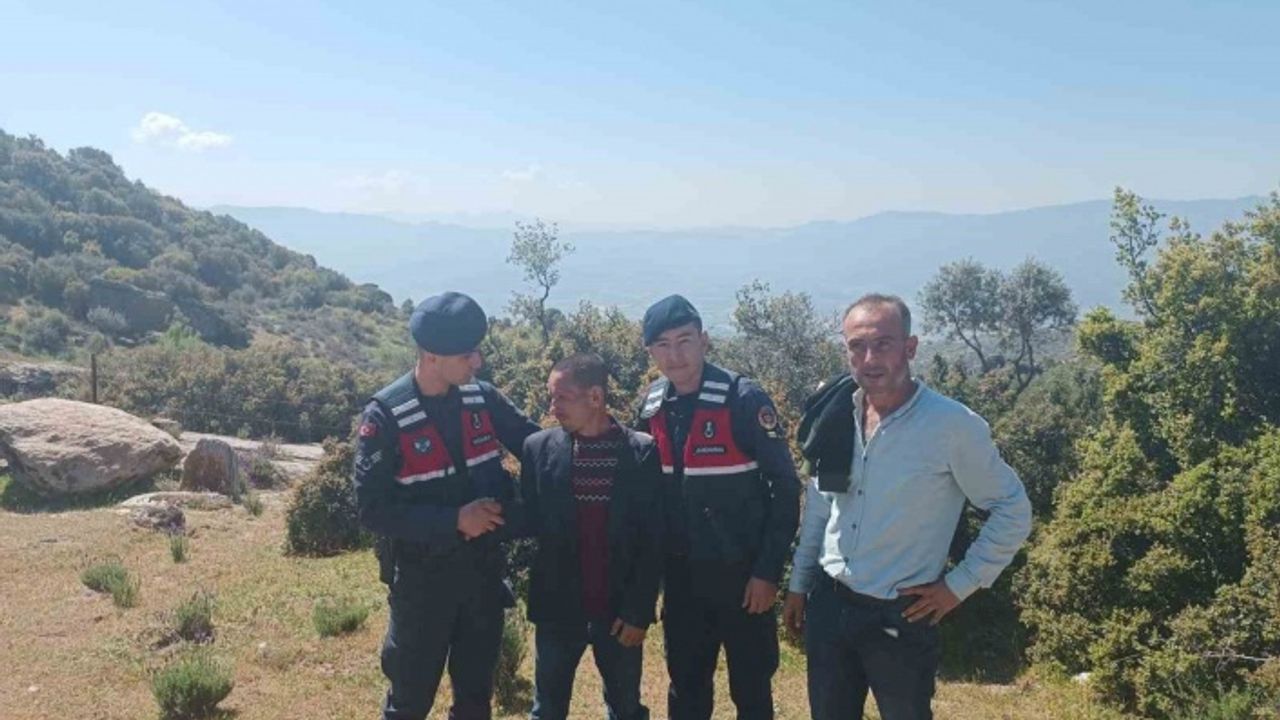 Kaybolan zihinsel engelli vatandaşı jandarma ekipleri buldu