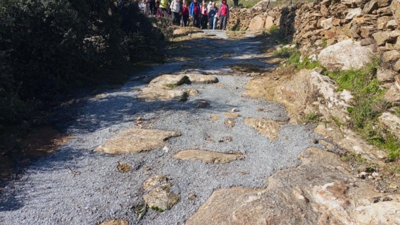 Bakanlıktan beton dökülen antik yolla ilgili açıklama: "İzinsiz uygulamalar kaldırılacak"