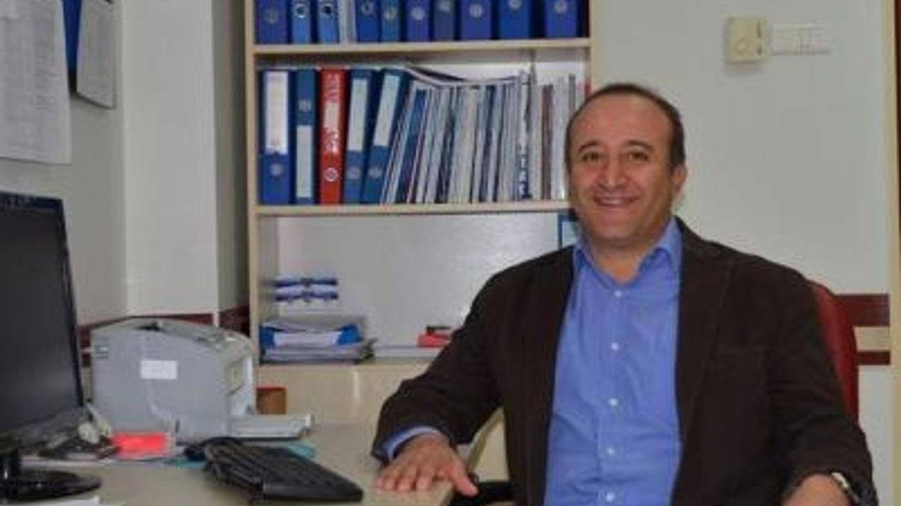 ADÜ, Kapak Koruyucu Kök Replasmanı Ameliyatı Başarıyla Gerçekleştirildi