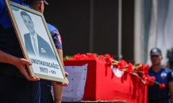 Manisa Büyükşehir Belediye Başkanı Ferdi Zeyrek son yolculuğuna uğurlandı