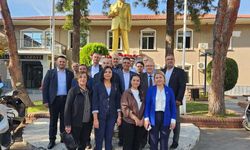 CHP Çine İlçe Başkanı Tayfun Şahin ve Yönetimi Mazbatasını Aldı