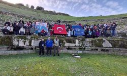 Aydınlılar Alabanda kültür gezisinde buluştu