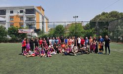Anneler Sahaya İndi, Tribünler Şenlendi: Altınordu Çine’de Unutulmaz Gün