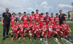 Altınordu Çine Futbol Okulu U13 Takımı Sezon Şampiyonu