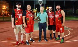 Çine'de 3x3 Sokak Basketbolu Turnuvası Nefes Kesti: Şampiyonlar Kupalarına Kavuştu