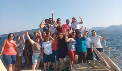 EYSİM personeli tekne turuyla stres attı