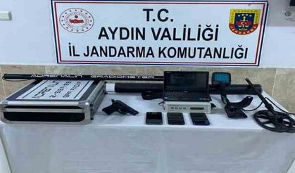 Sit alanı içinde kaçak kazı yapan üç şüpheli suçüstü yakalandı
