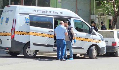 Anne ve oğlu evde ölü olarak bulundu