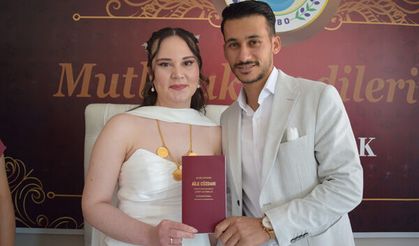 İzzet Uzun ile Aysun Aydın Hayatlarını Birleştirdi
