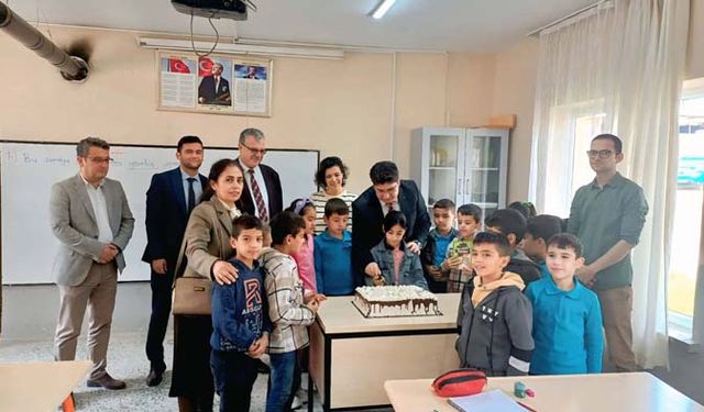 Kaymakam Büyükköse’den, Şehit Süleyman Güneri İlkokulu öğrencilerine sürpriz pasta