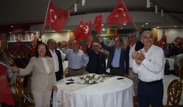 CHP Çine İlçe Kongresi Yapıldı: Tayfun Şahin Güven Tazeledi